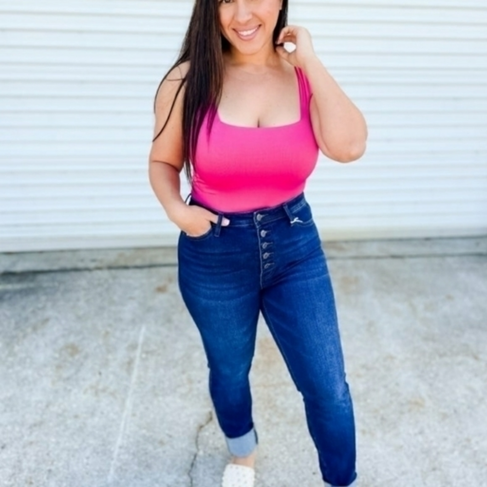 HOT pink bodysuit‎